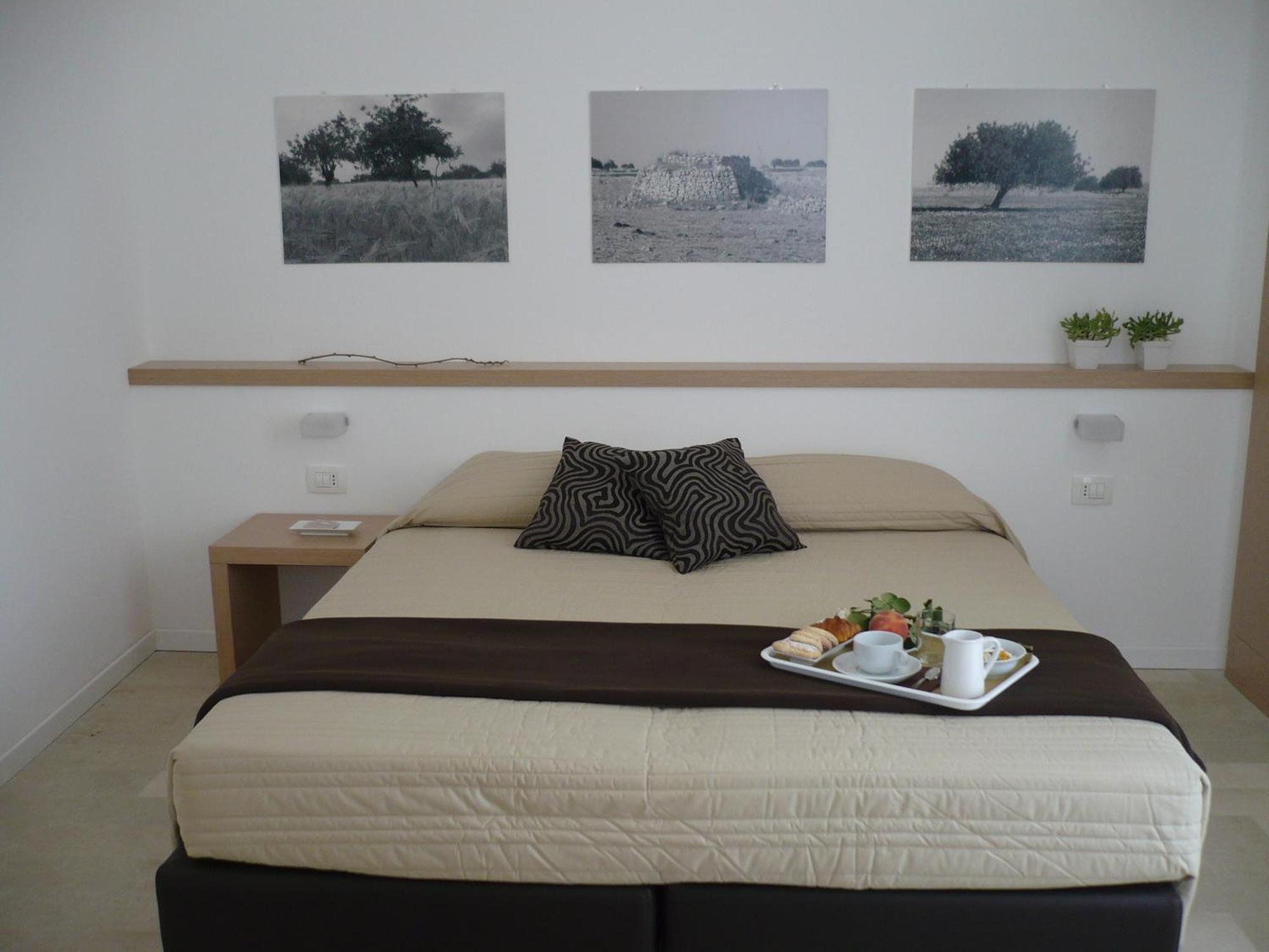 Bed and Breakfast Le Stanze Del Sole Ragusa Habitación foto