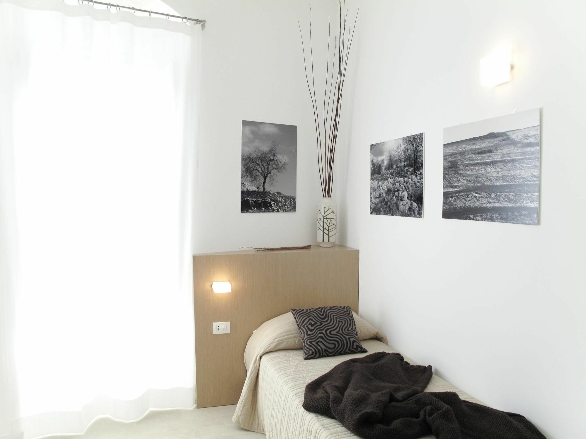 Bed and Breakfast Le Stanze Del Sole Ragusa Exterior foto