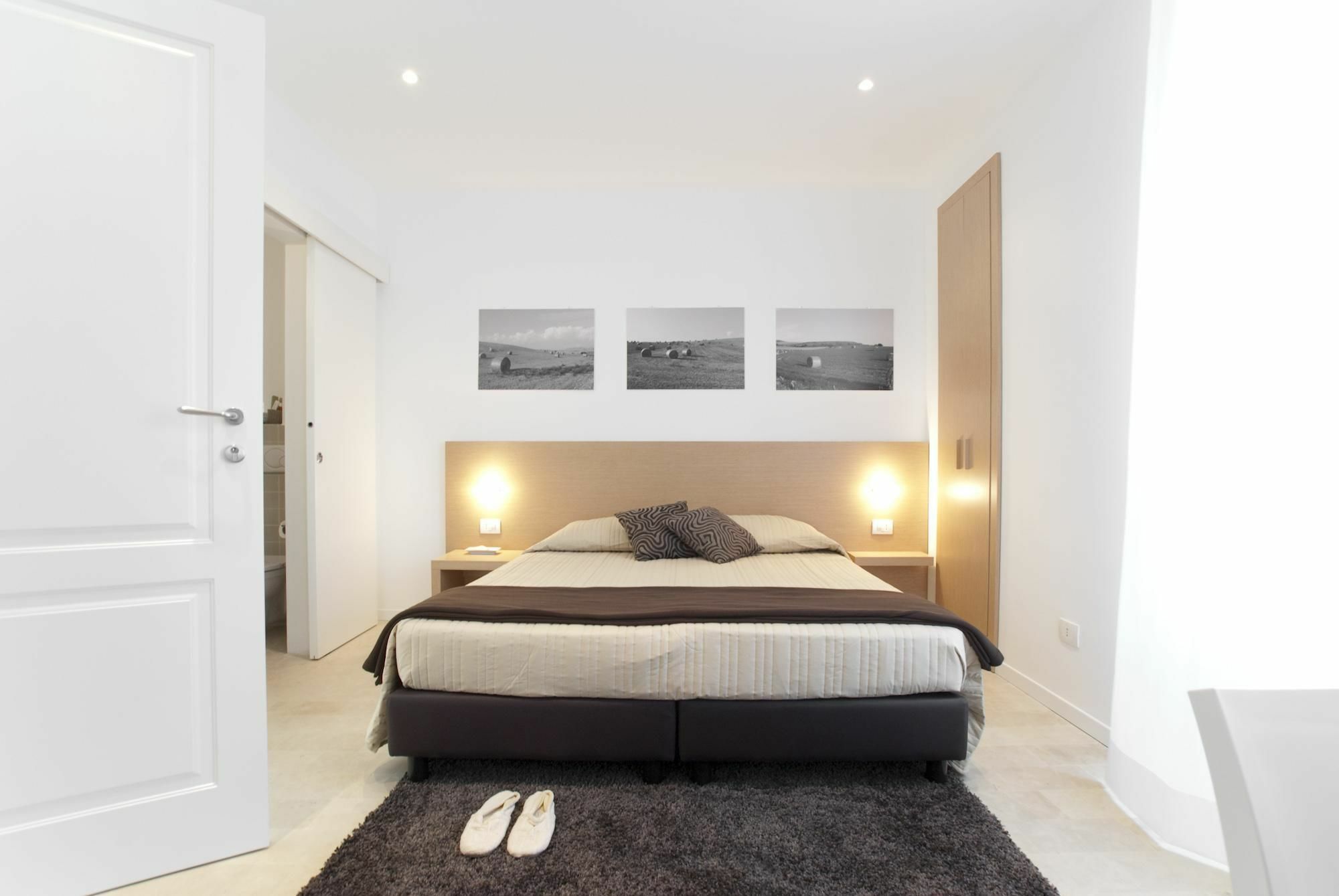 Bed and Breakfast Le Stanze Del Sole Ragusa Exterior foto