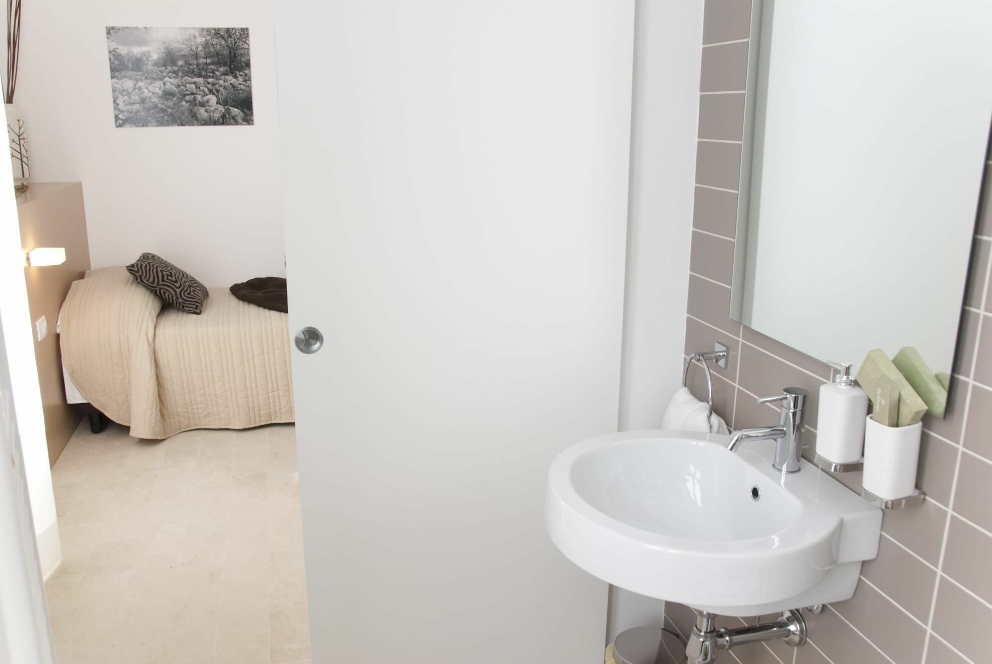 Bed and Breakfast Le Stanze Del Sole Ragusa Exterior foto